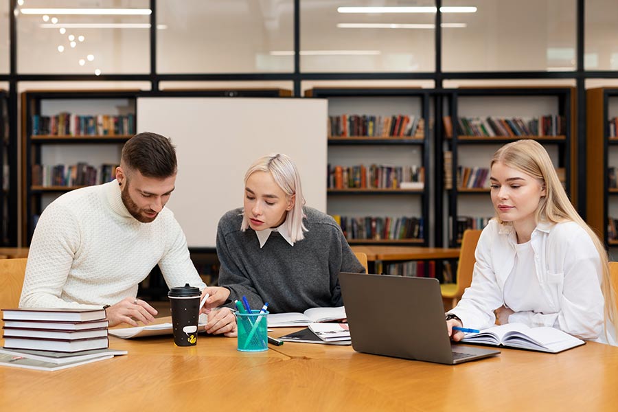 INTERNATIONAL STUDENTS IN CANADA CAN WORK UP TO 24 HOURS PER WEEK OFF-CAMPUS