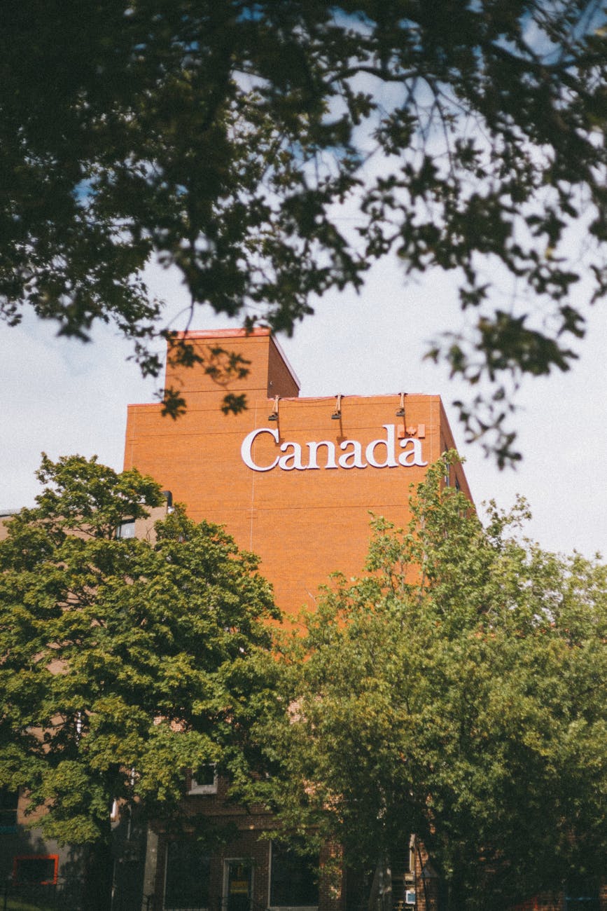Photo by Erik Mclean on <a href="https://www.pexels.com/photo/brown-building-wall-with-signage-9367112/" rel="nofollow">Pexels.com</a>